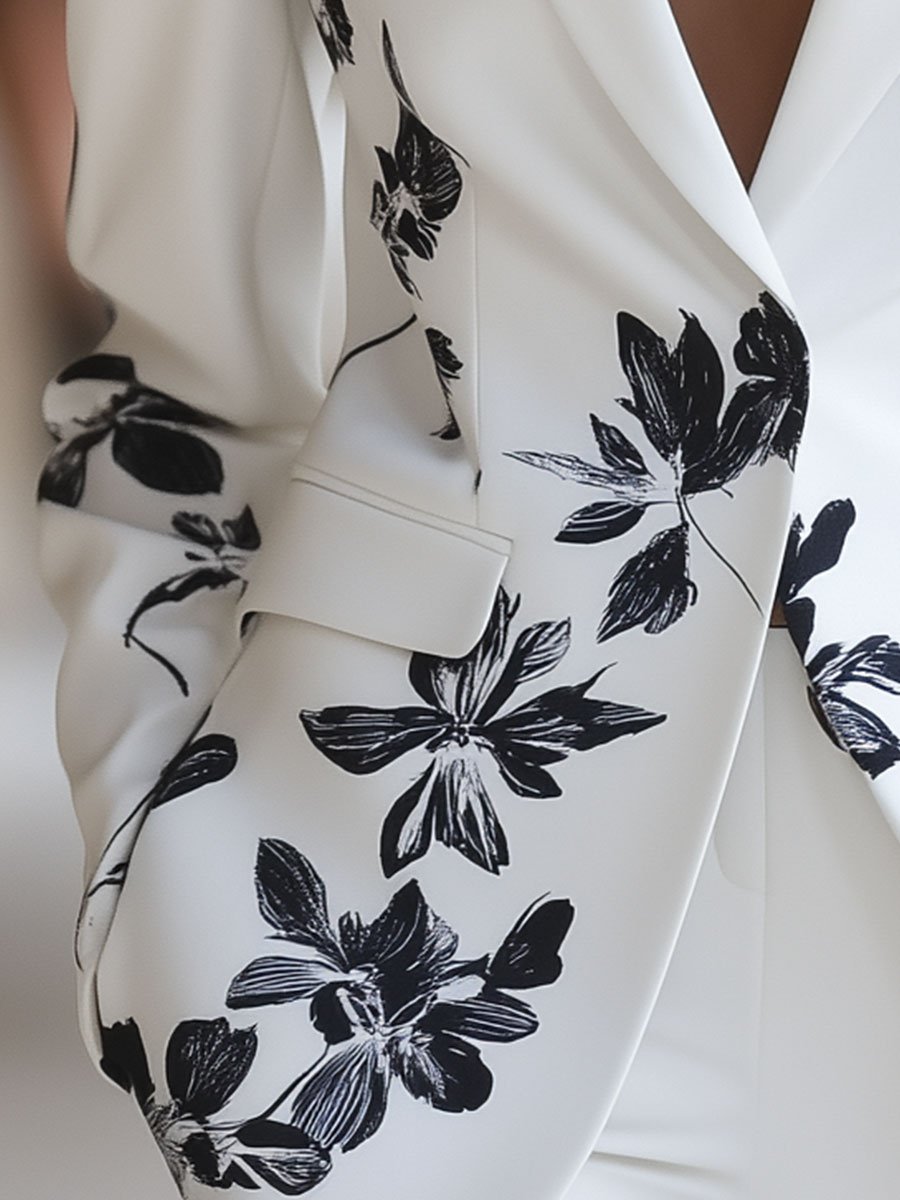 Elena | Blazer with Bold Black Floral Print - Elle & Milo
