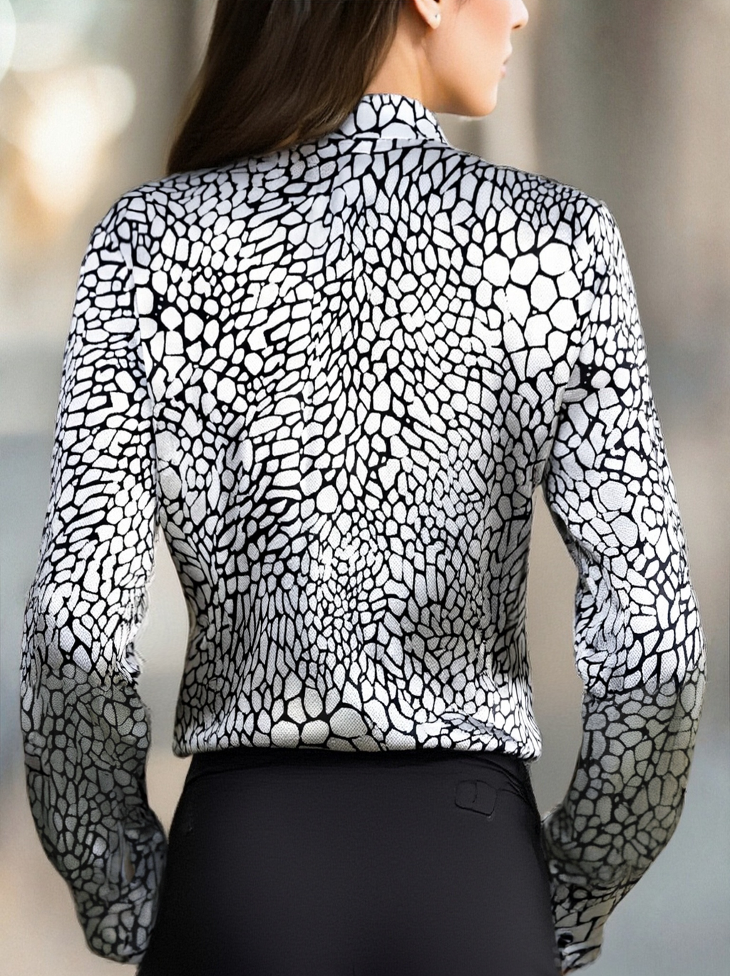 Luna | Satin Snake Printed Blouse - Elle & Milo