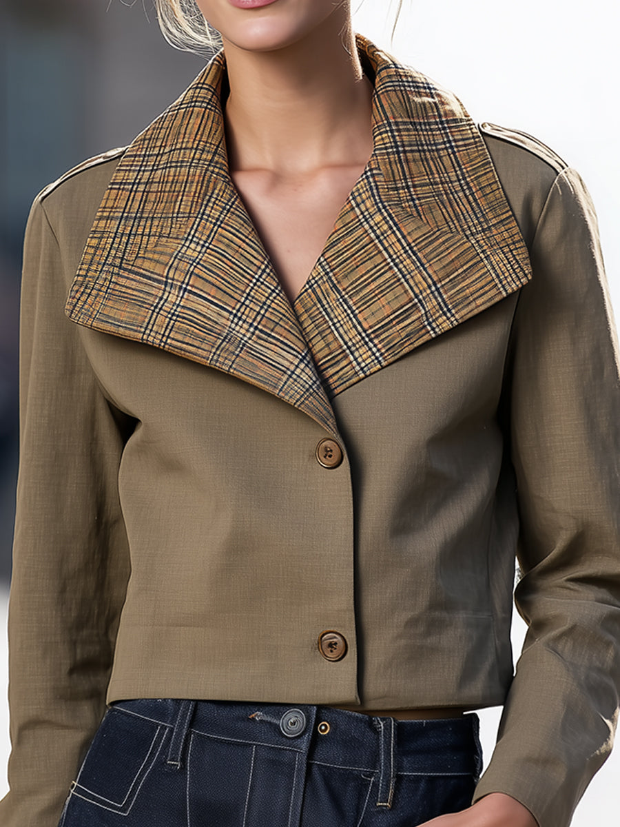 Elena | Cropped Jacket with Oversized Plaid Collar - Elle & Milo