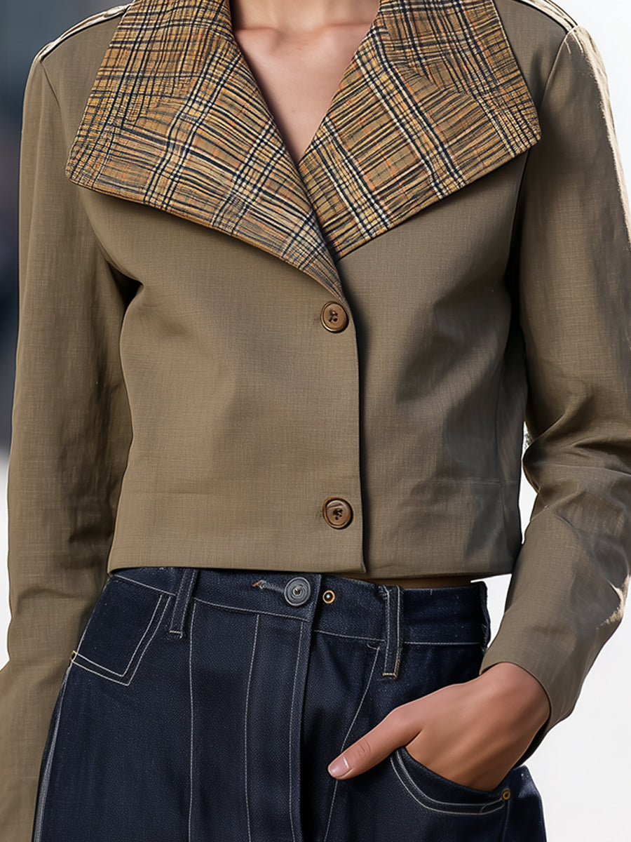 Elena | Cropped Jacket with Oversized Plaid Collar - Elle & Milo