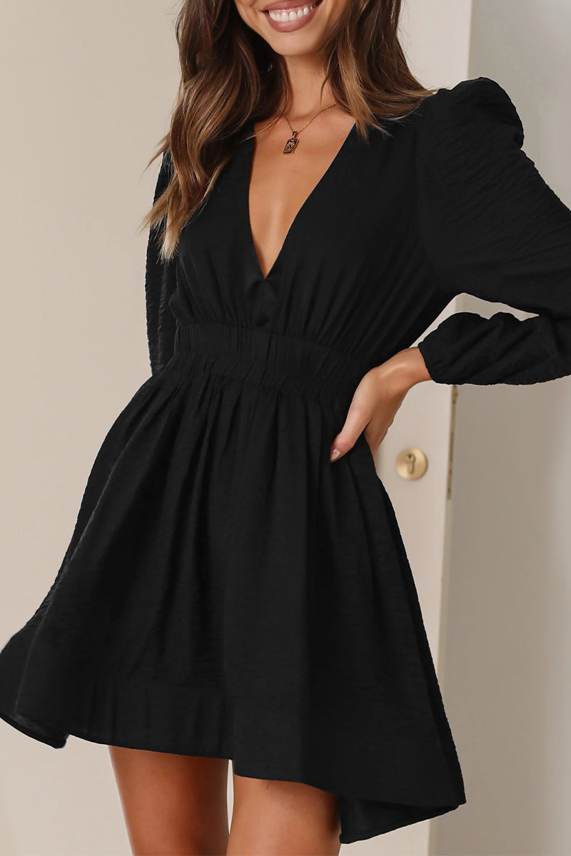 Nova | Mini Dress V-Neck Puff Sleeves - Elle & Milo