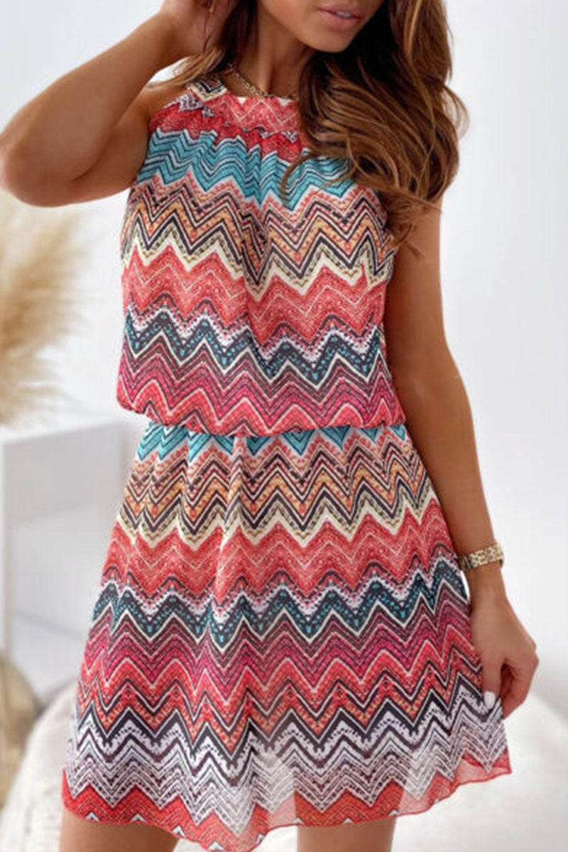 Lyra | Sleeveless Dress Chevron Pattern - Elle & Milo