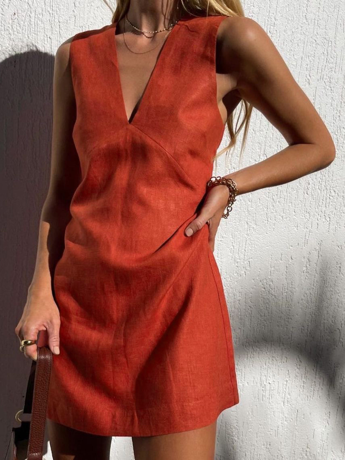 Nova | Sleeveless V-Neck Mini Dress - Elle & Milo